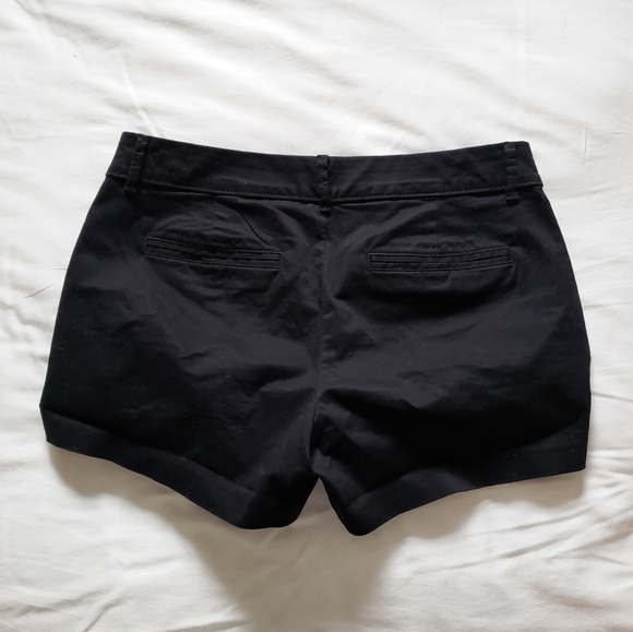 Old Navy Pixie shorts - Picture 2 of 2